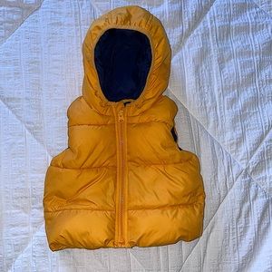 Baby gap puffer vest